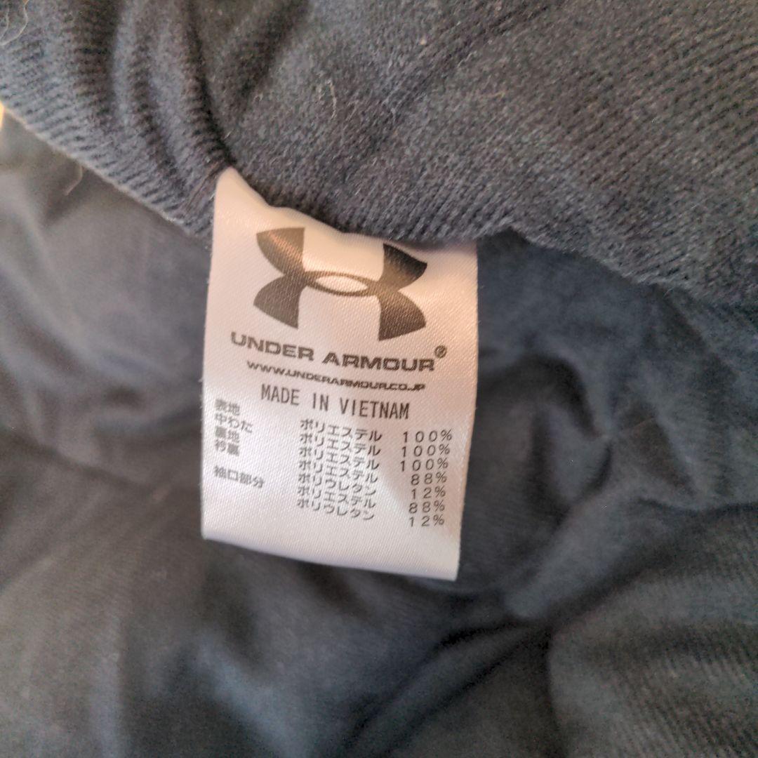 Under Armour ベンチコート 黒 フード付き　ユニセックスM