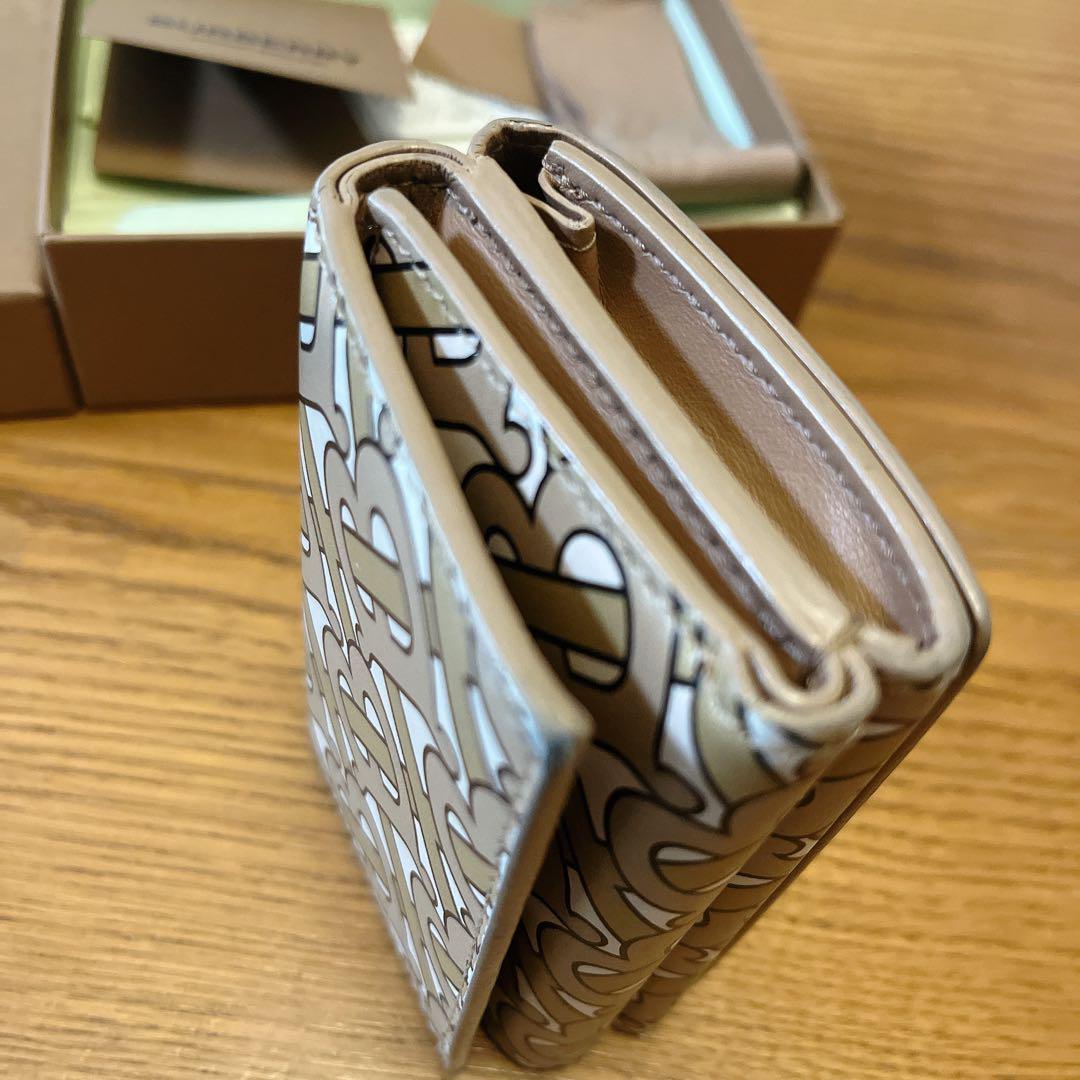 Burberryミニ財布