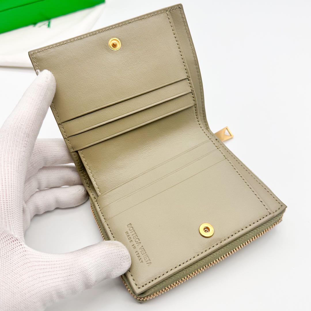 ボッテガヴェネタ スモール カセット 二つ折り財布 ミニ