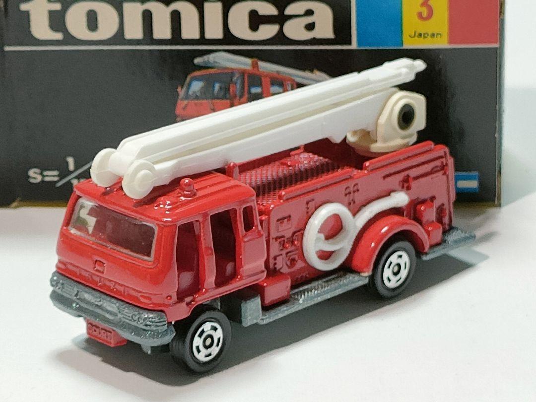 黒箱トミカ 3　イスズ　スクアート消防車　美品　日本製　デッドストック