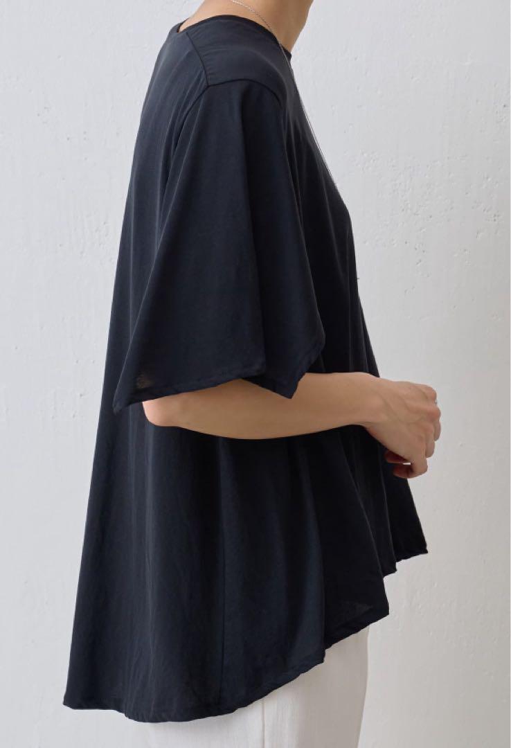 ビアズリー♡黒 半袖 Tシャツ フレアシルエット カジュアル