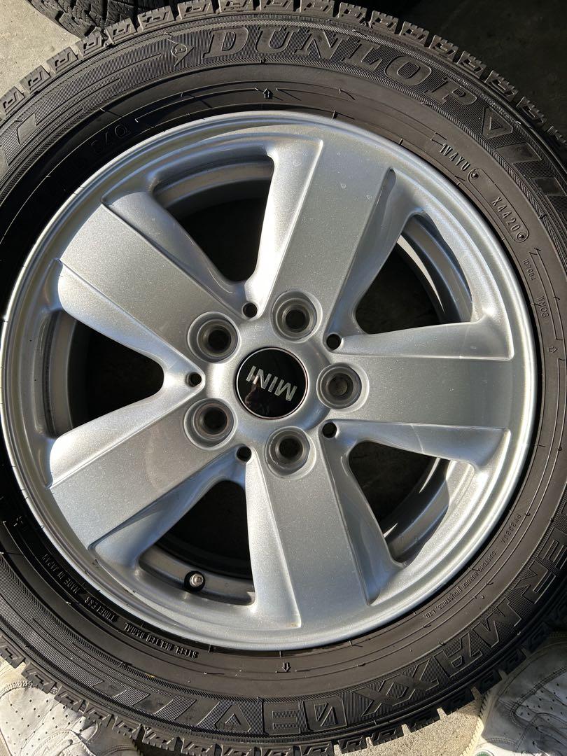 MINI 15インチ ホイールとDUNLOPスタッドレスタイヤセット7分山