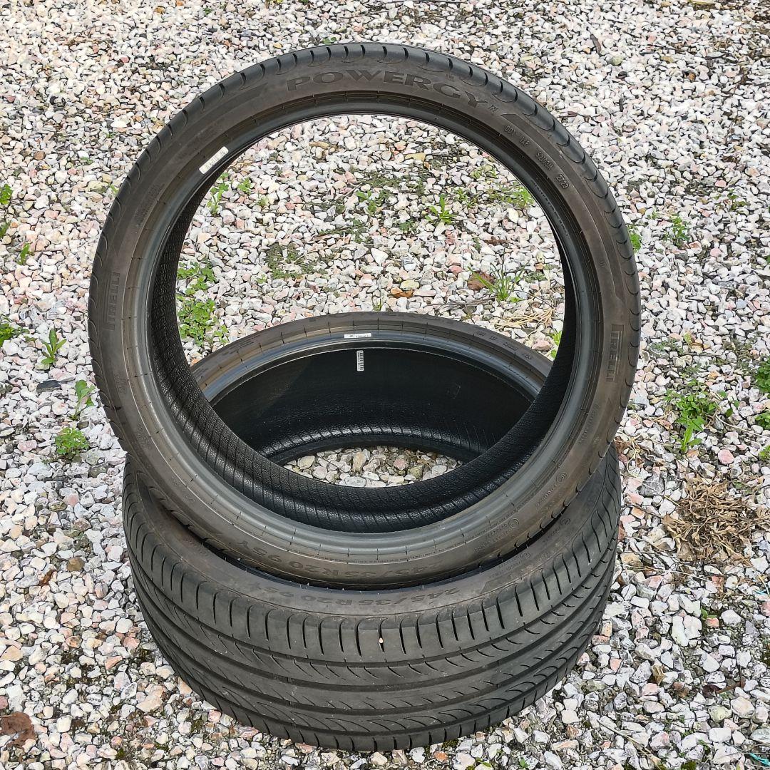 PIRELLI POWERGY 235/35R20 2本