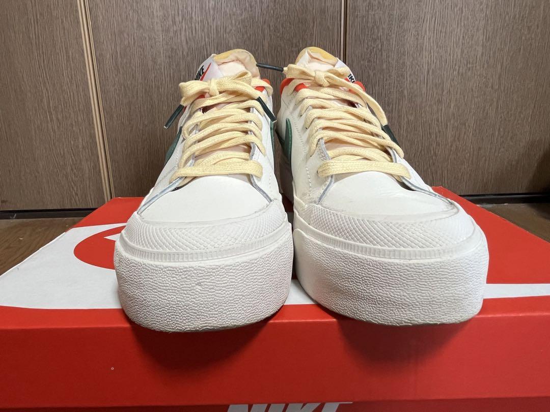NIKE ウィメンズ コート レガシー リフト 25cm