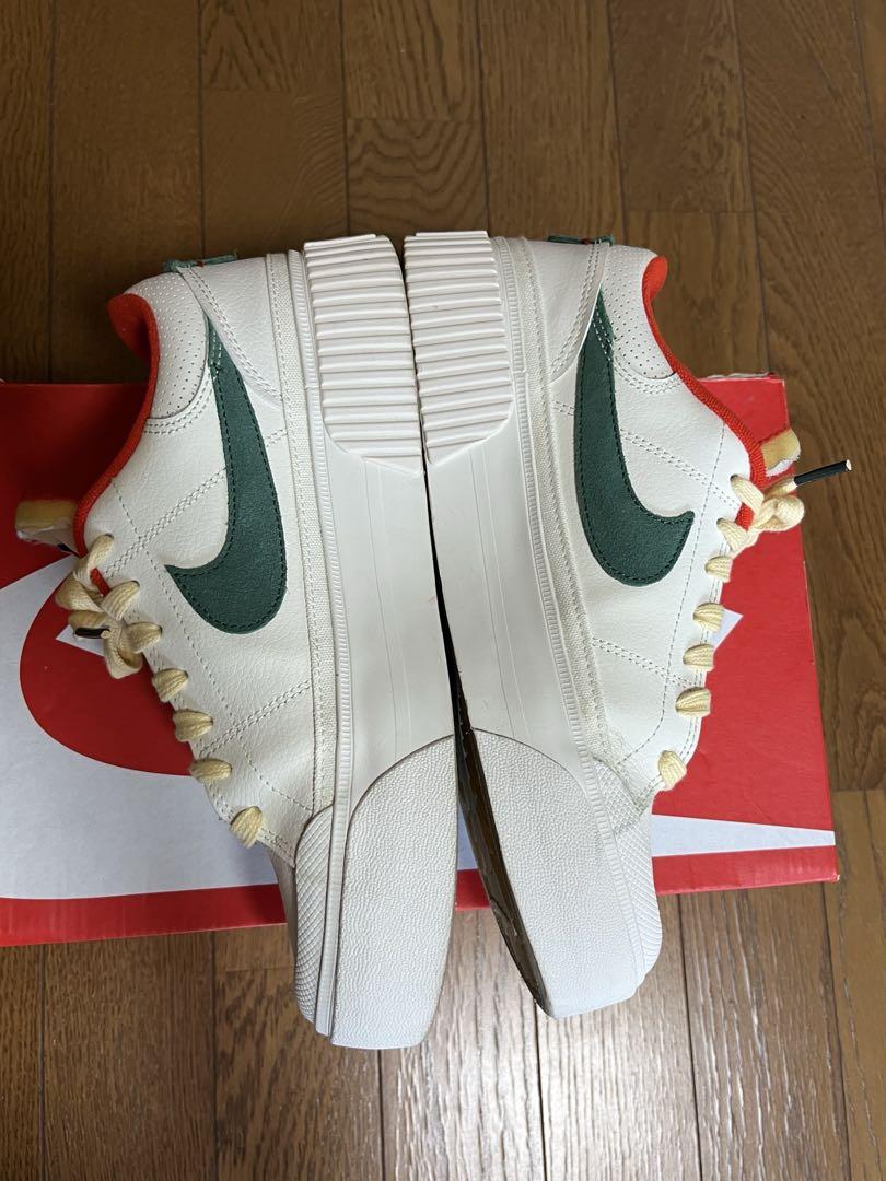 NIKE ウィメンズ コート レガシー リフト 25cm