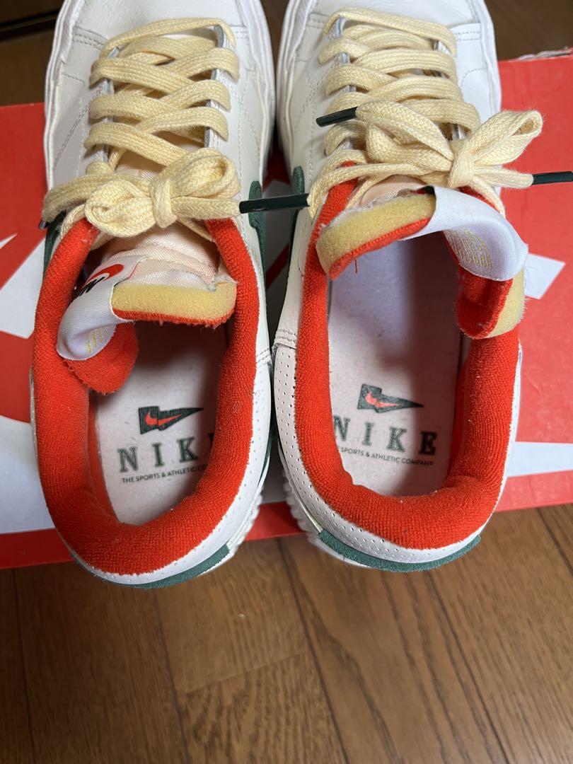 NIKE ウィメンズ コート レガシー リフト 25cm