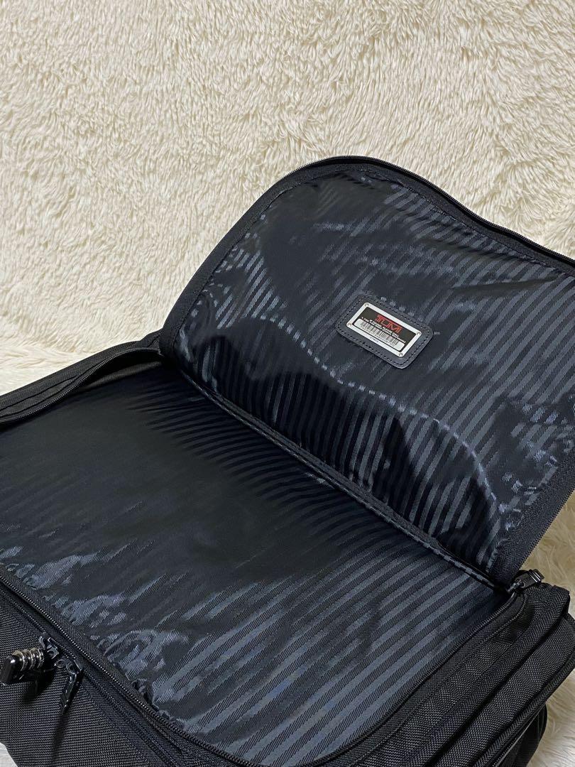 TUMI ボストンバッグ ブラック　ビジネス　エクスパンダブル 極美品