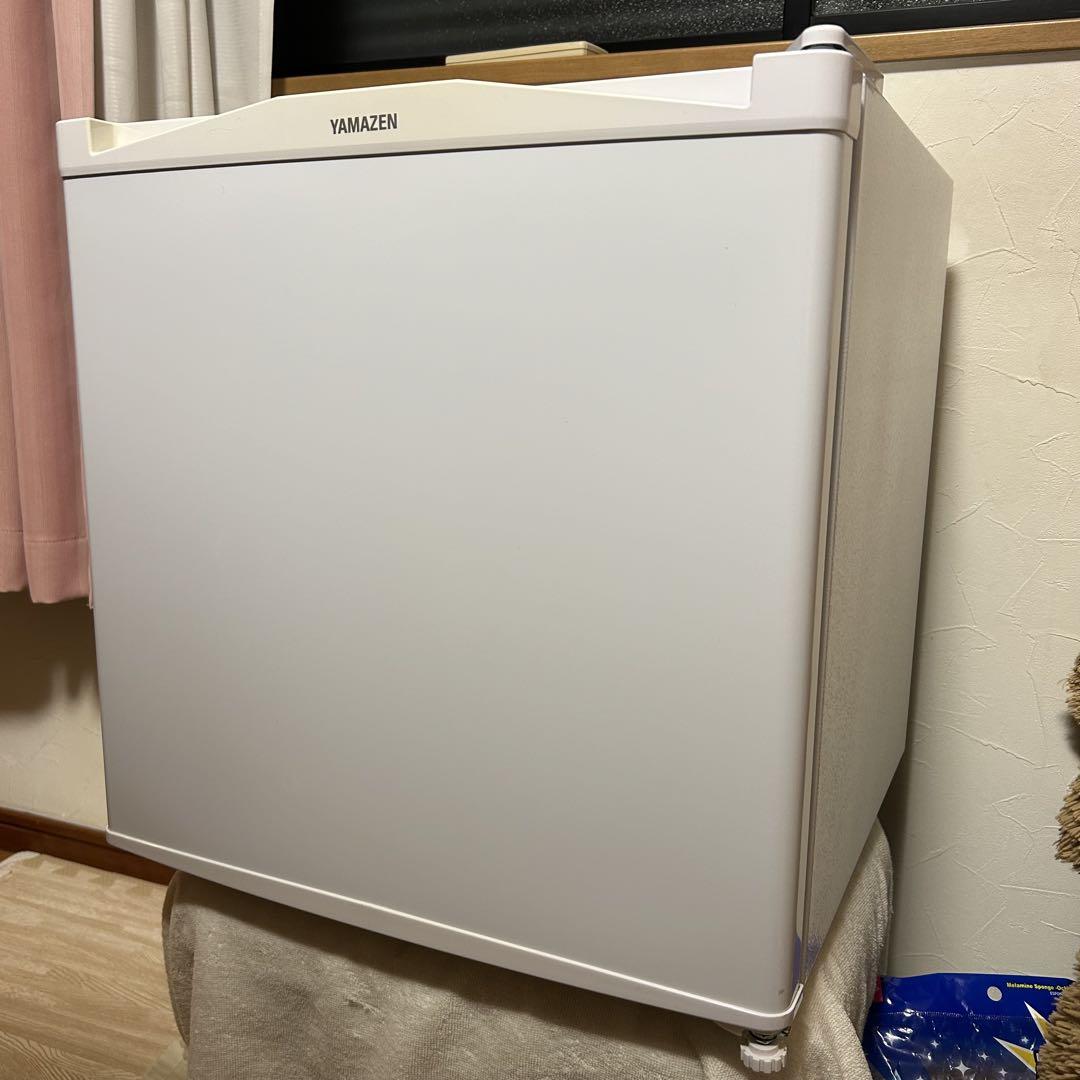 冷凍庫　小型冷凍庫　YAMAZEN YF-WU30 本日限定値下げ価格