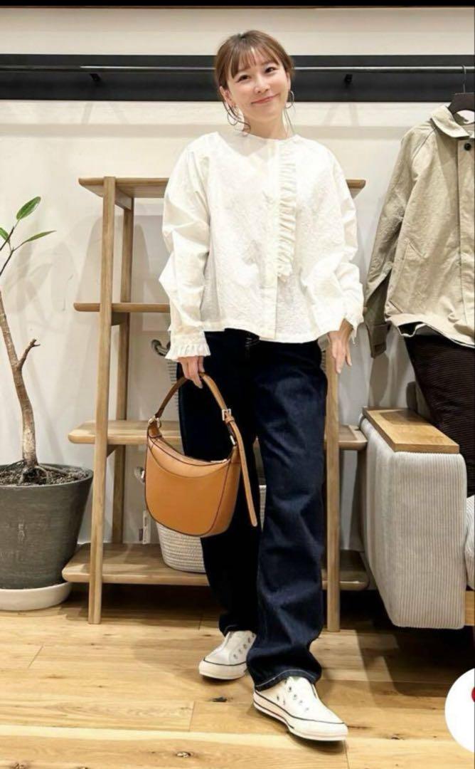 かぐれ 新品タグ付き コットンリネンフリルブラウス アーバン
