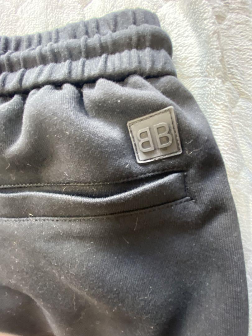 BALENCIAGA ブラック スウェット　カーゴパンツ　ダメージキャップ