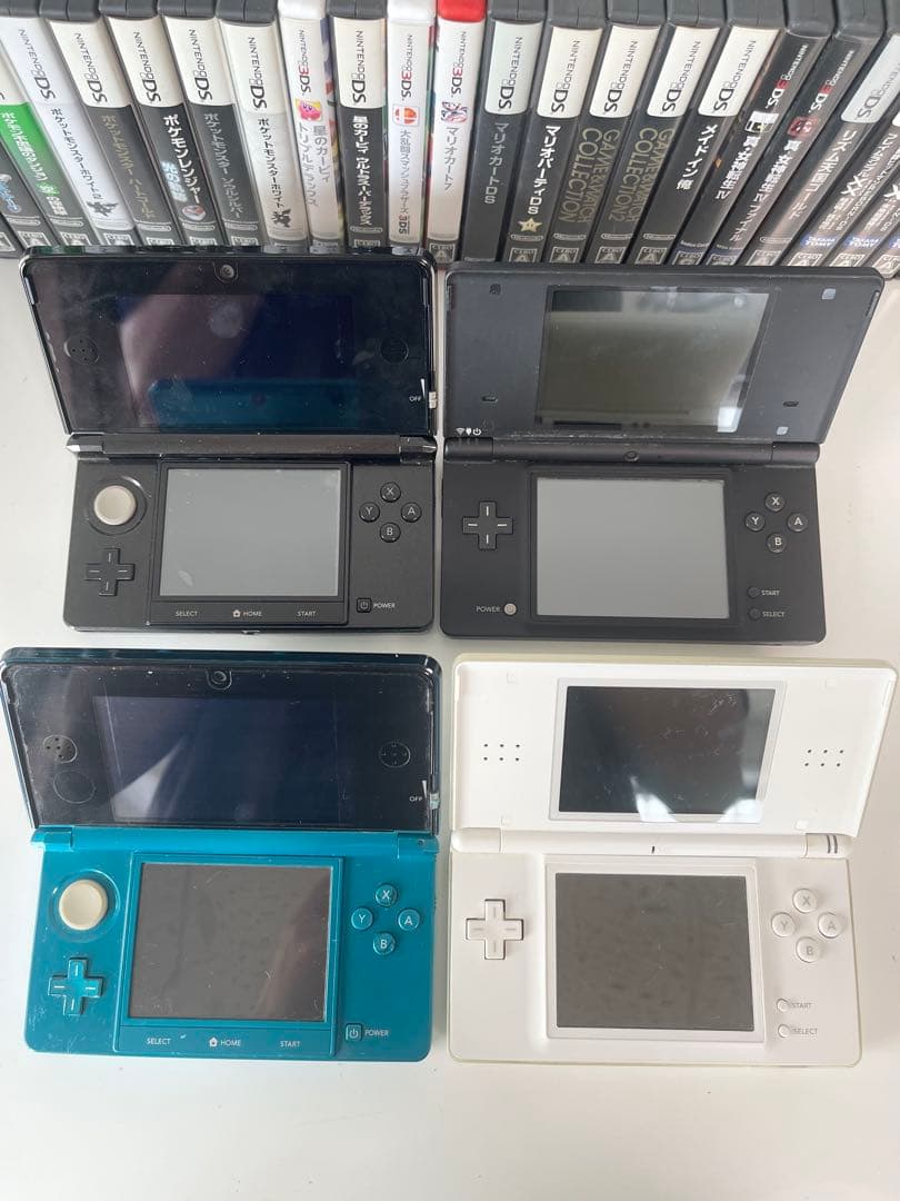 ニンテンドーDS本体4台とソフト42本セットNintendo 3DS