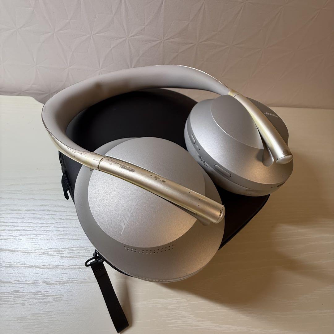 Bose ワイヤレスヘッドホン シルバー - メルカリ