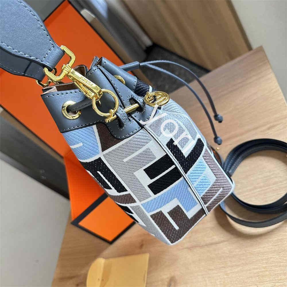 ☪ FENDI