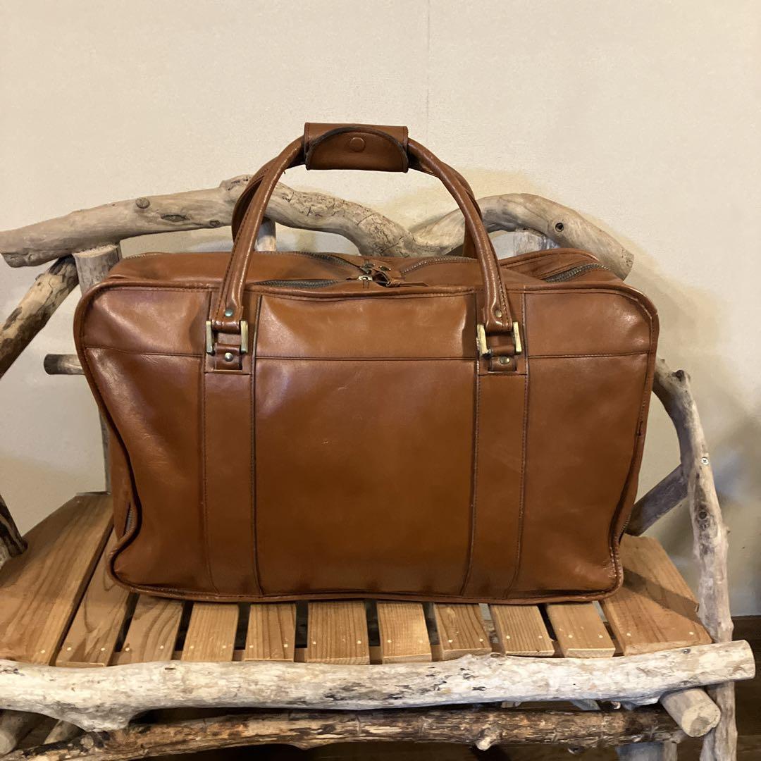 旅をオシャレに　【TUMI 創業時モデル】レザーボストンバッグ