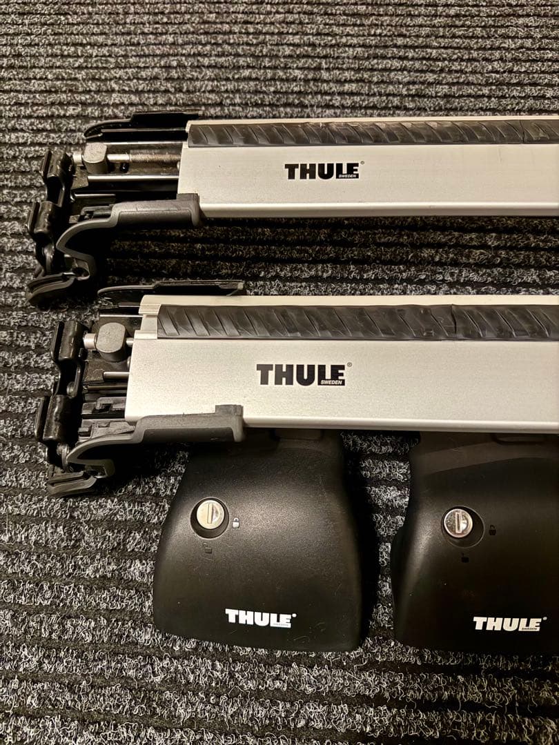 THULEウイングバーエッジ マカンダイレクトレール