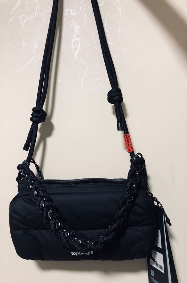 ストラップ付き topologie bottle sacocheTopologie