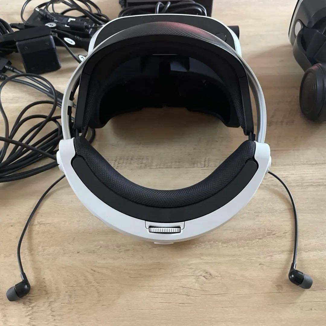 PlayStation VR Worlds ヘッドセット込みPlayStation4 UP786_INFO