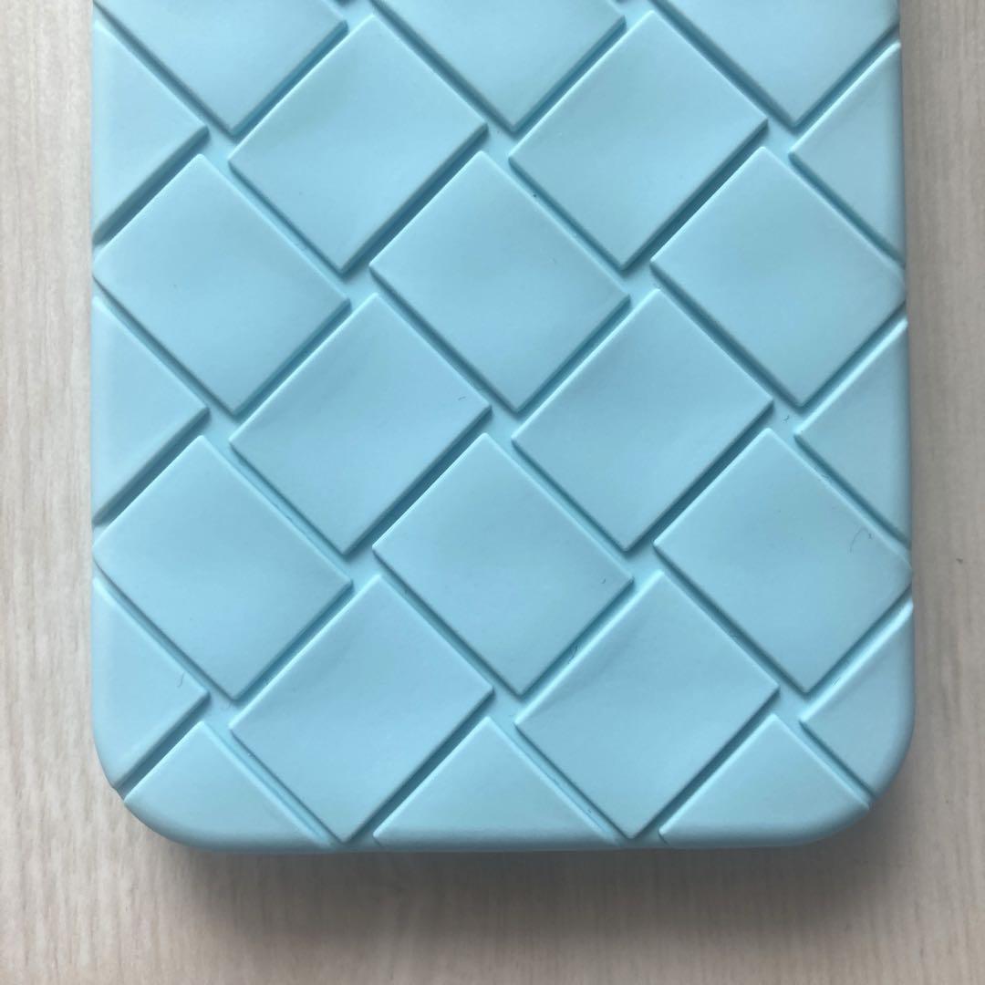 ボッテガヴェネタ iPhone13Proシリコンケース 水色 未使用