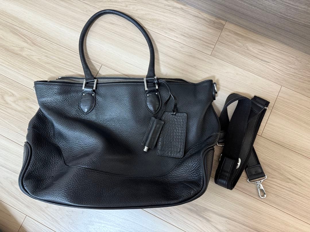 MORBIDA シュリンクレザー