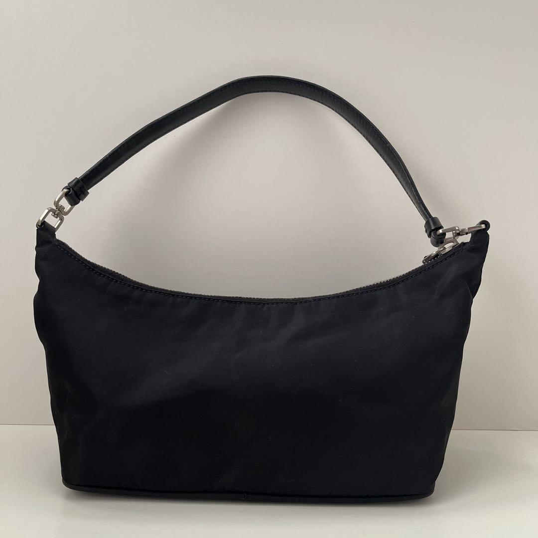 PRADA ブラックxシルバー金具 ナイロンxレザー ショルダーバッグ