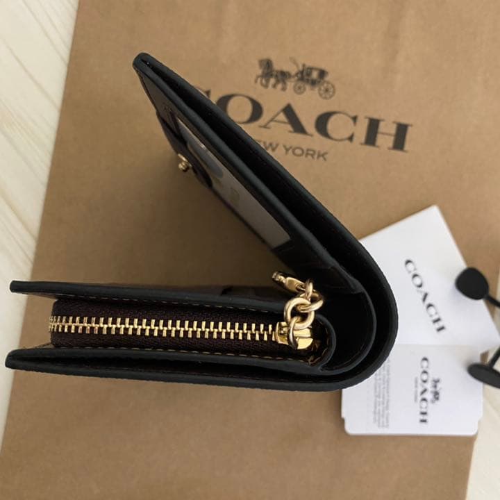 ★ 新品 COACH コーチ 折り財布 スター カーキ mdprevattcaulkingandwaterproofing.com