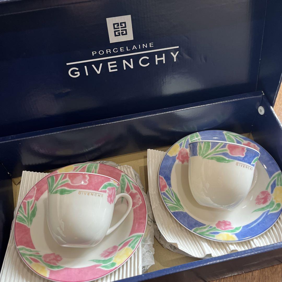 ジバンシーGIVENCHY  ティーカップソーサーセット