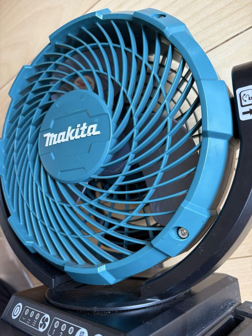 マキタ　充電式ファン　CF102DZ makita