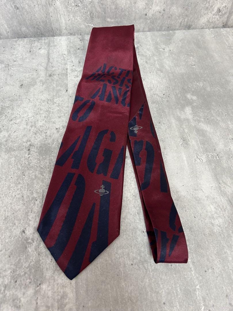 Vivienne Westwood ヴィヴィアンウエストウッド