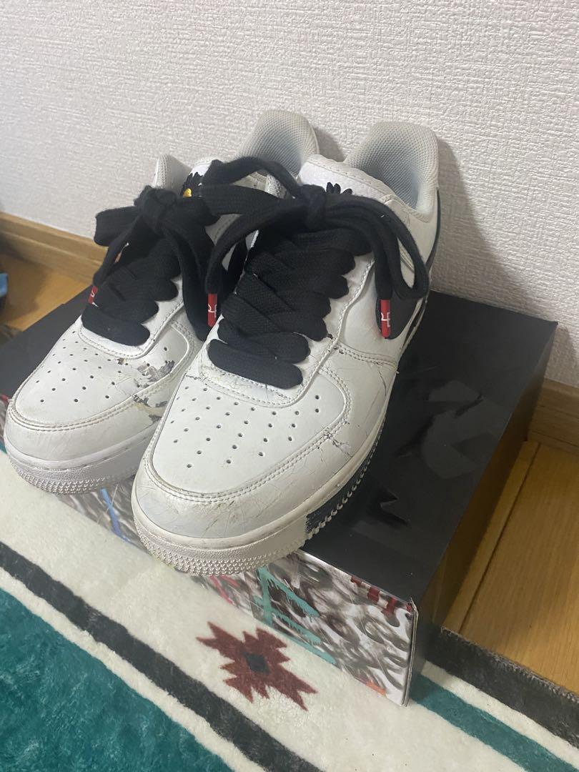NIKEパラノイズ