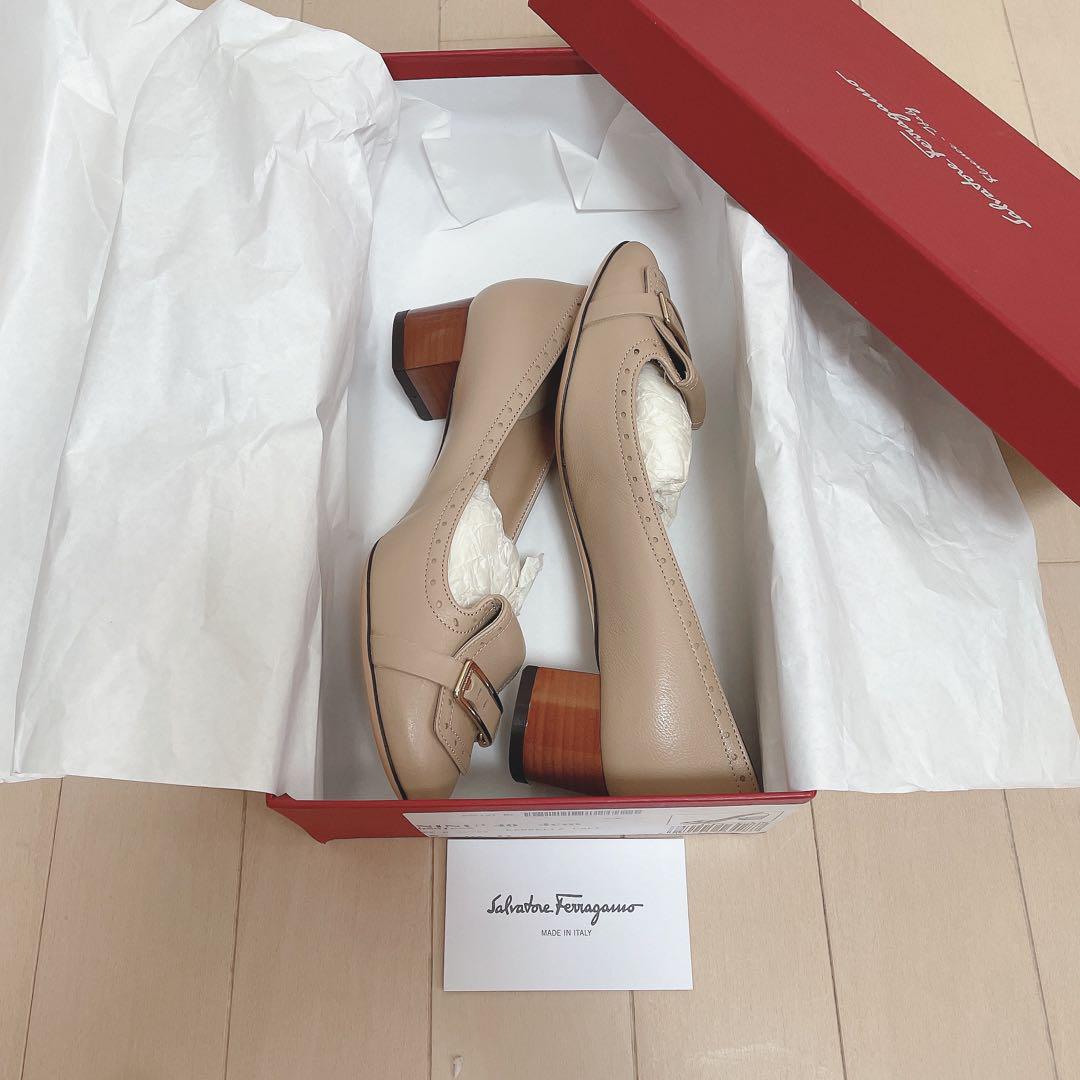 【新品】フェラガモ　ferragamo パンプス　靴　サンダル　23