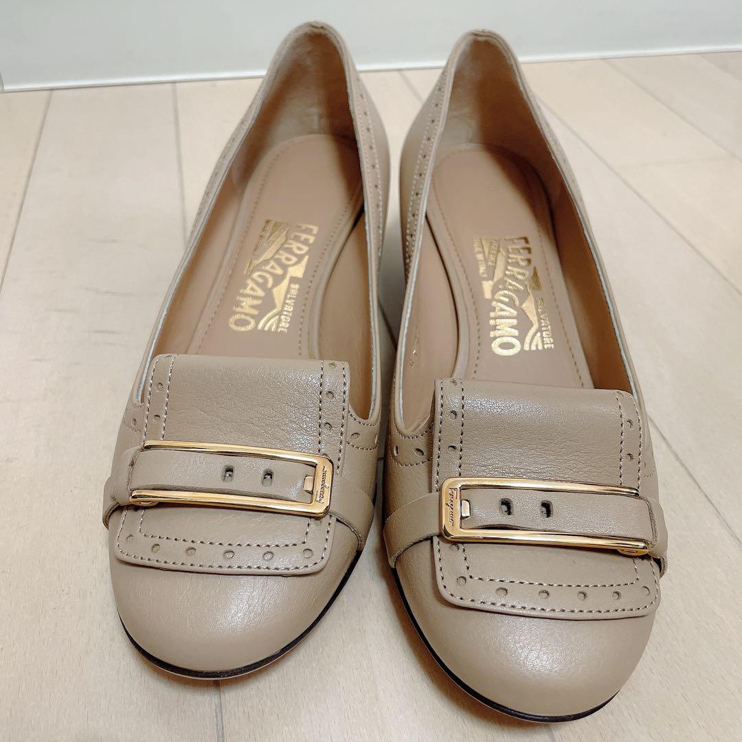 【新品】フェラガモ　ferragamo パンプス　靴　サンダル　23