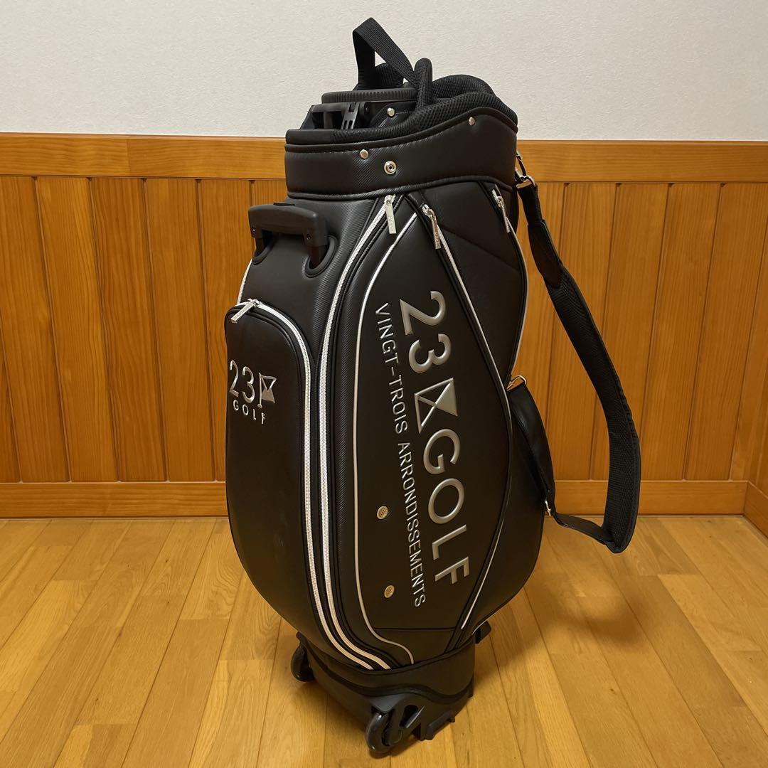 新品同様 23区 ゴルフ セルフスタンドバッグ内蔵キャディバッグ 新品同様 23区 ゴルフ セルフスタンドバッグ内蔵キャディバッグ