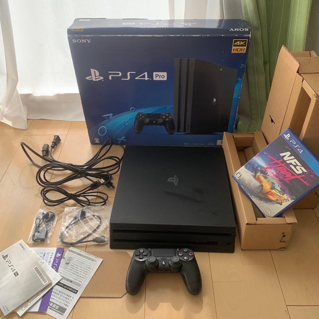 PS4 Pro 本体 コントローラー NFS Heat付き