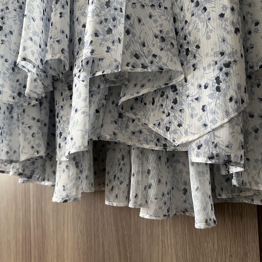 ワンピース Herlipto Le Negresco Floral Dress M sky