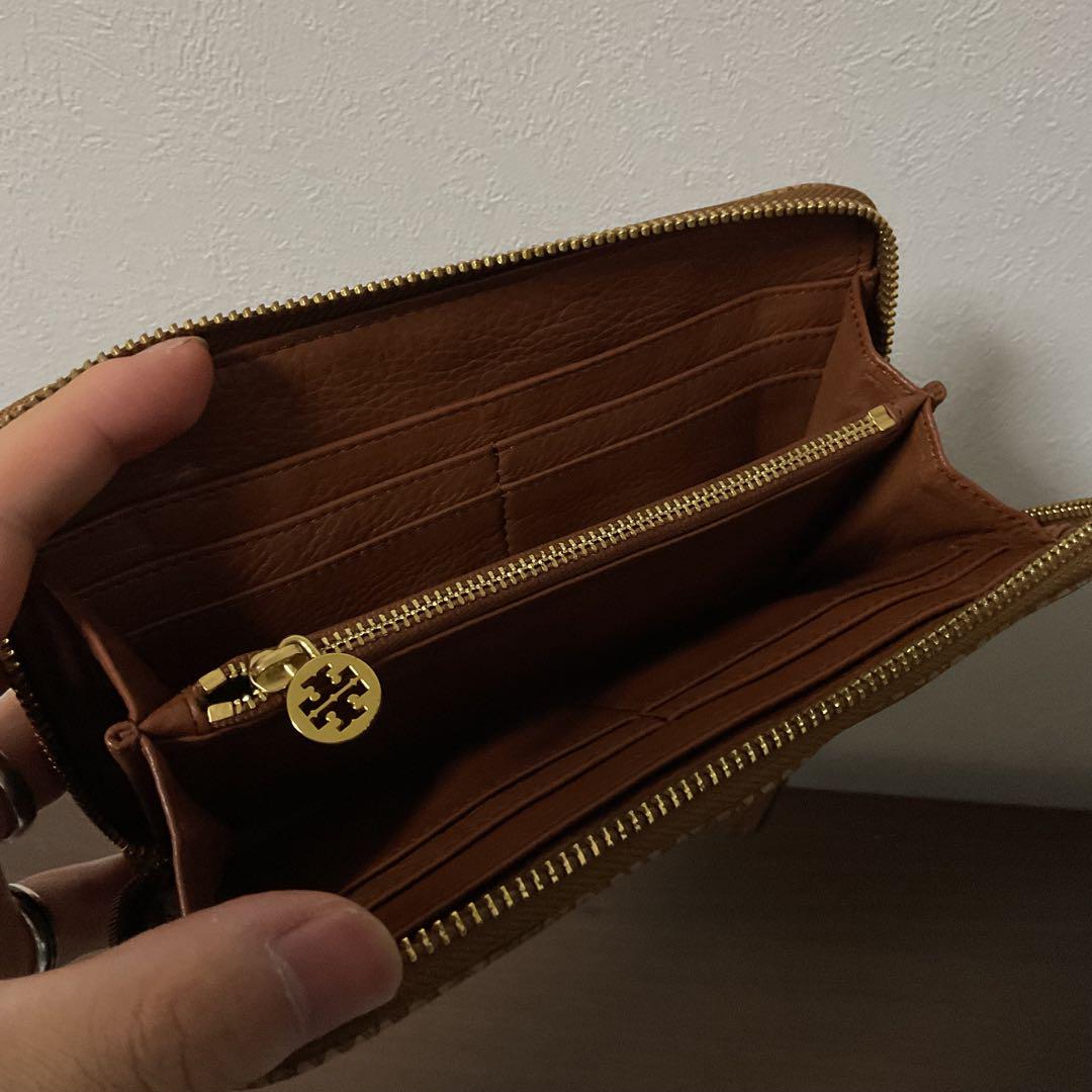 ☆開店セール☆ 小銭入未使用 美品 トリーバーチ レザー ジップコンチネンタル