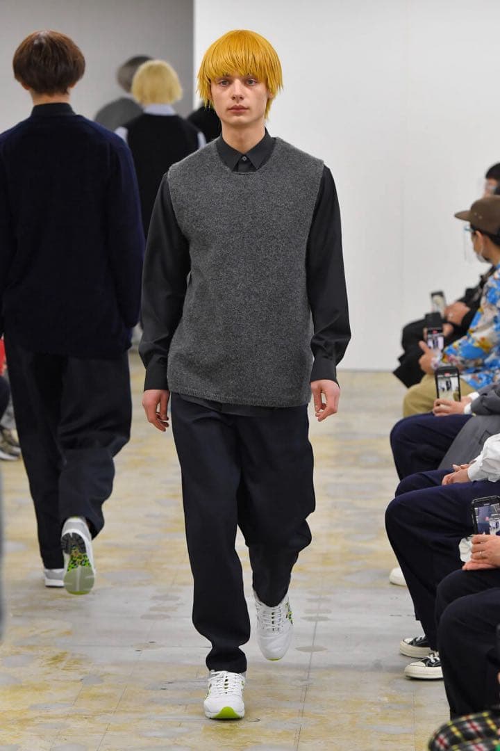 COMME des GARCONS SHIRT 縮絨 ニットベスト グレー