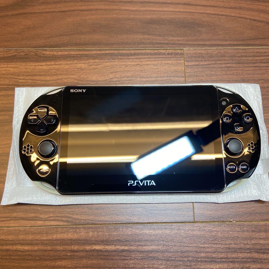 【メール便送料無料対応可】 PSVita 2000 ゴッドイーター2 フェンリルエディション 3529 その他