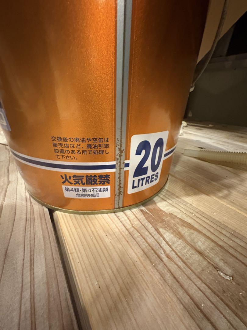 Gulf 15W-40 エンジンオイル