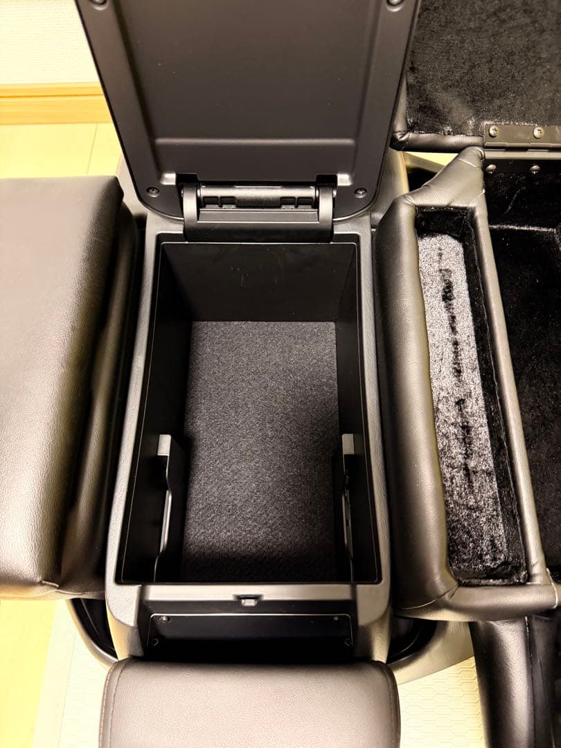 センターコンソール 200系コンソールボックスワイドボディTOYOTA