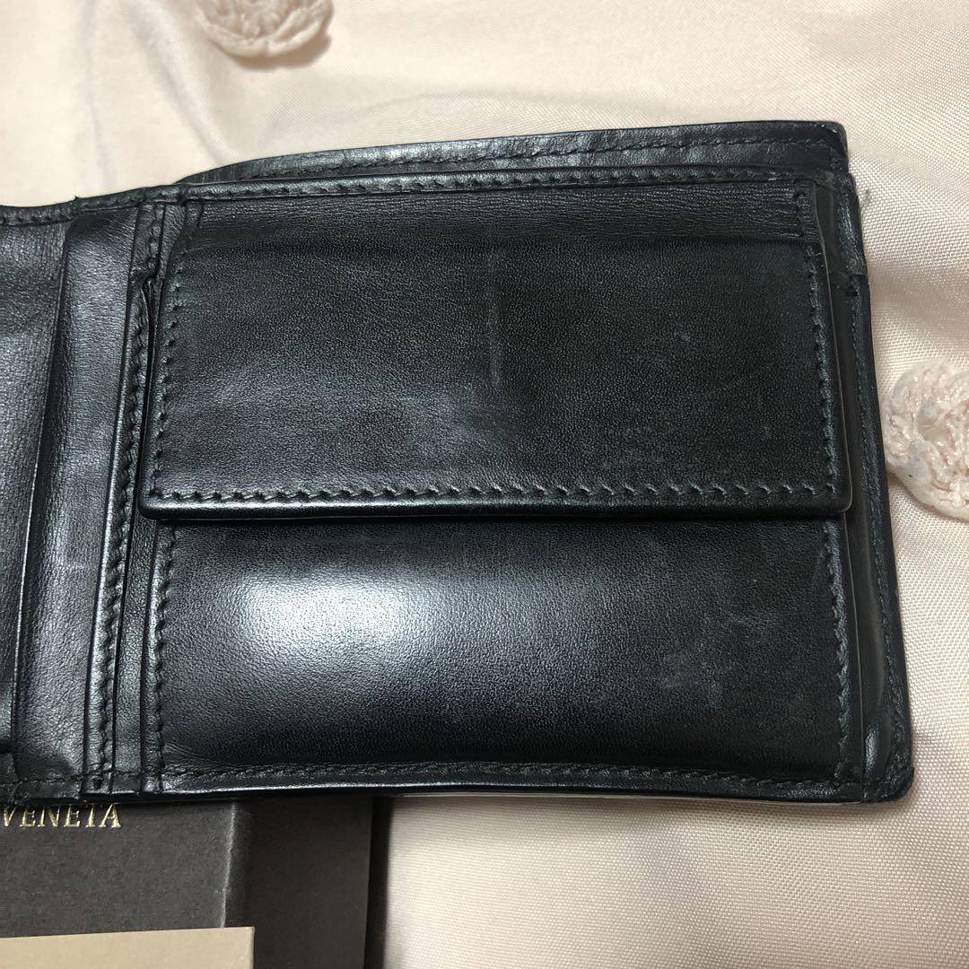BOTTEGA VENETA 折り財布　即購入ありです。