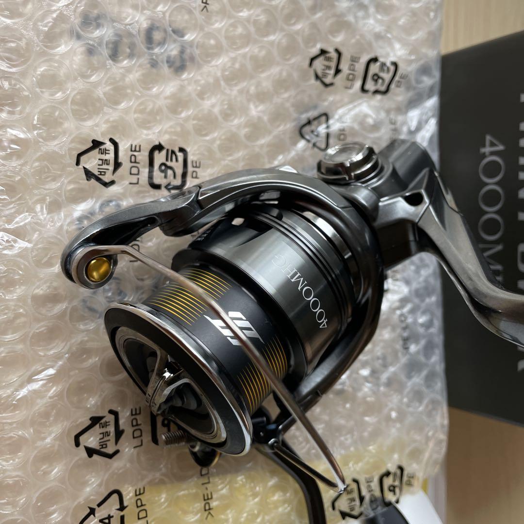 リール 24TWIN POWER 4000MHG