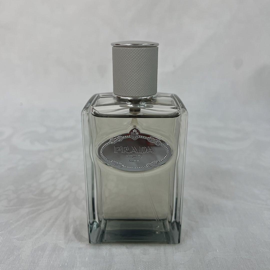 インフュージョン ドゥ プラダ イリス シダー オーデパルファム 100ml