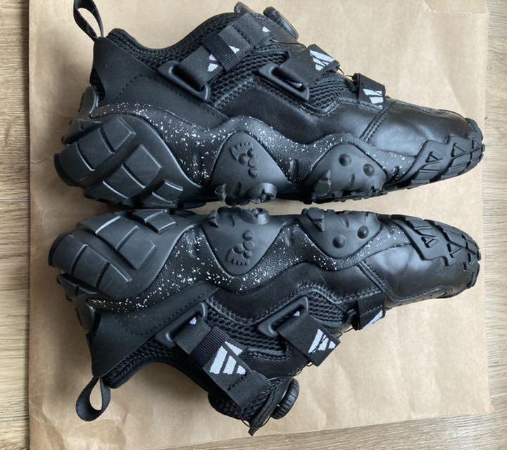 HOT100%新品 HYKE adidas スニーカー 黒 25.5cm opfBj-m93255036548 好評新品