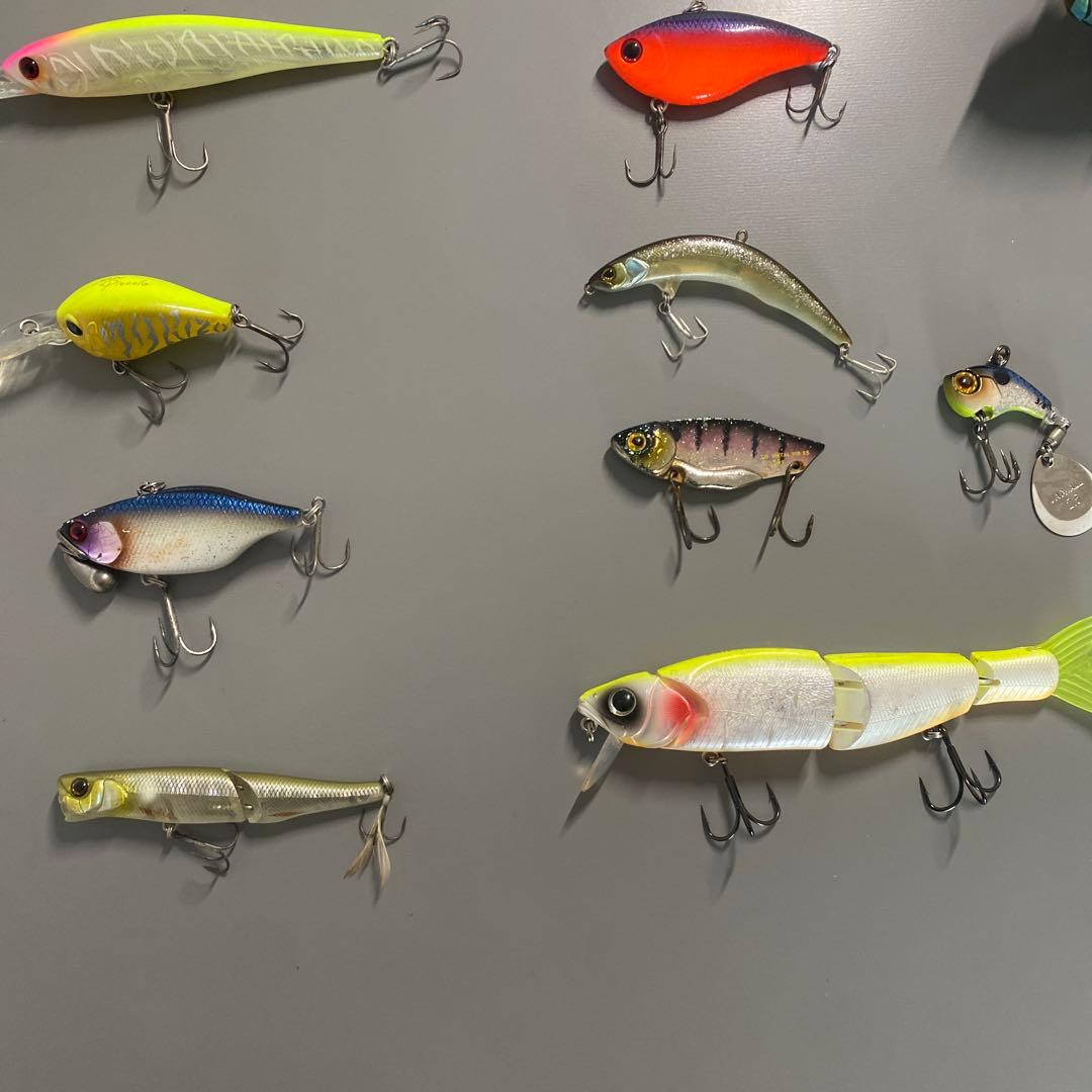 ルアー　16個　セットブラックバス ブラックバス ルアー16個セット 収納ケース付き - メルカリ