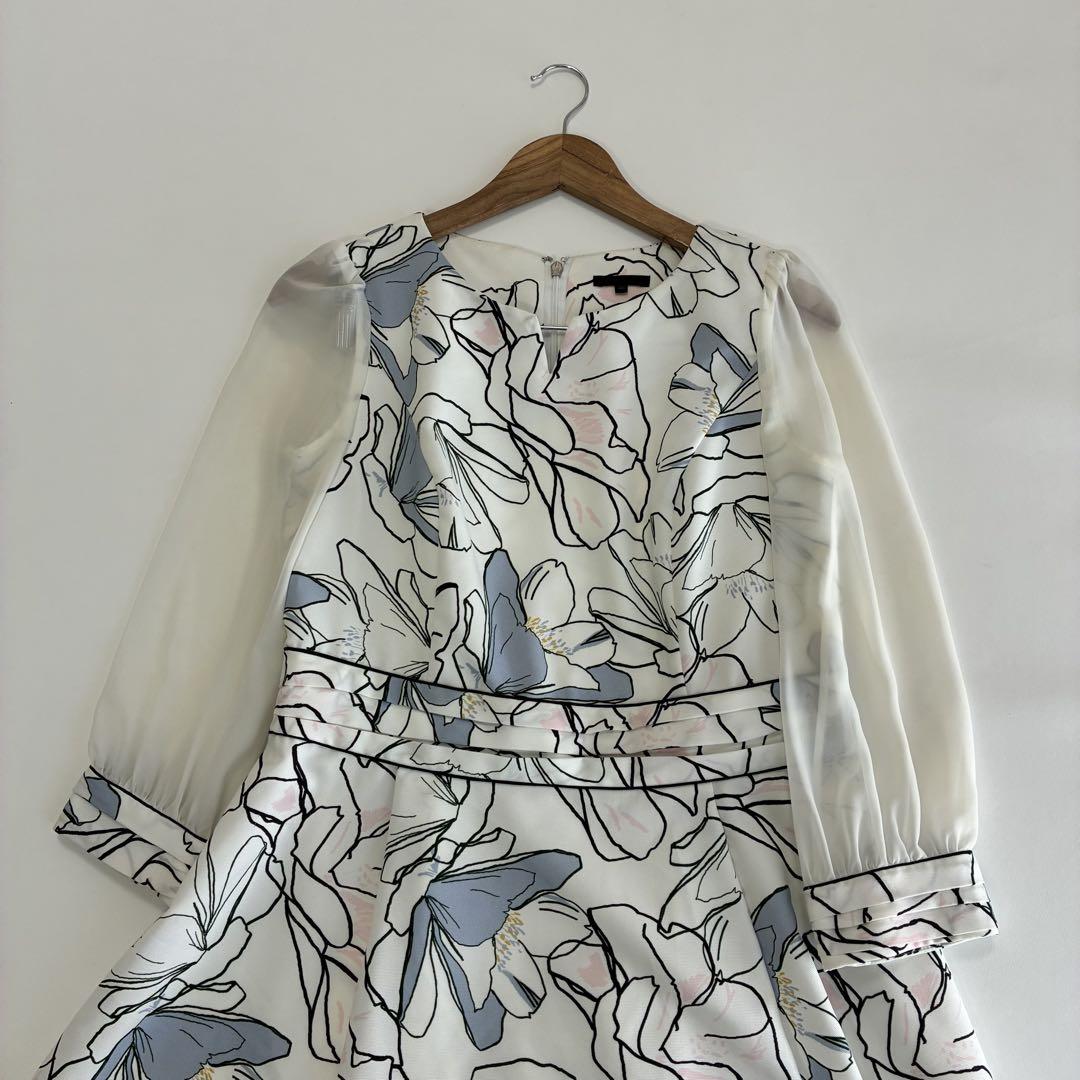 TO BE CHIC トゥービーシック☆ ラインフラワープリントドレス 40