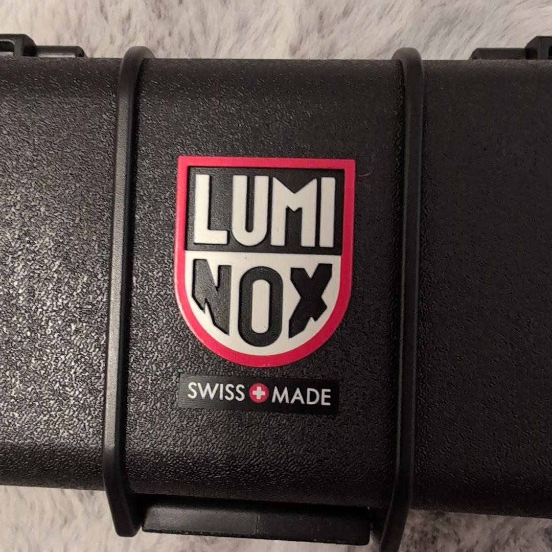 LUMINOX ルミノックス　ブラック　黒　0301 美品電池切れ