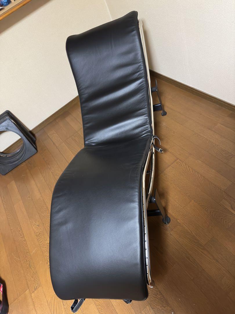 Cassina/カッシーナ LC4 （リプロダクト）を買取致しました