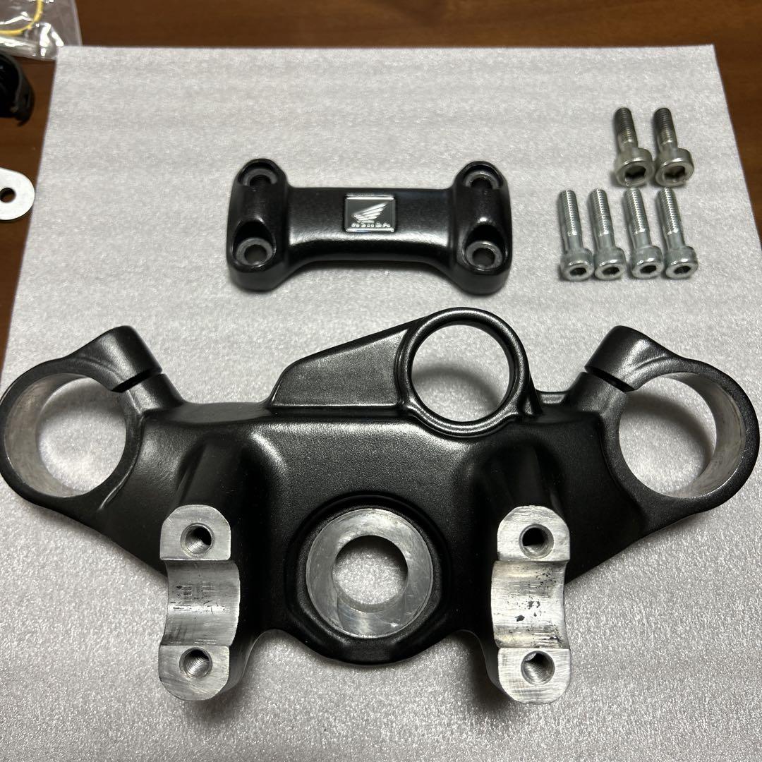 ホンダ GB350 トップブリッジ　新車取り外し品