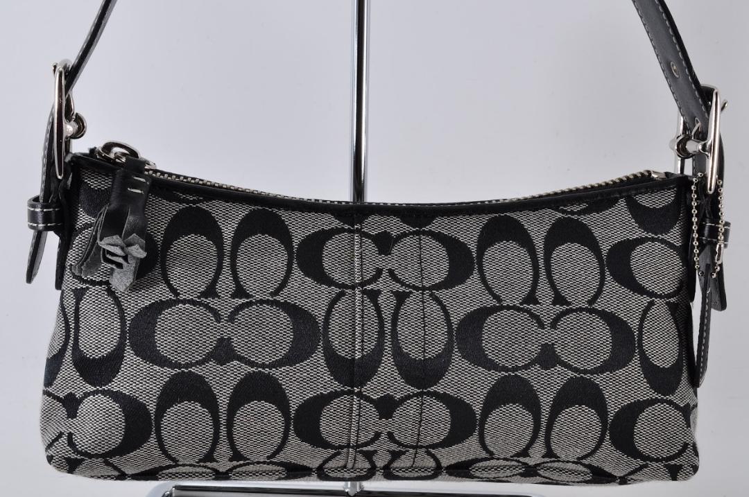 美品 COACH コーチ 6371 シグネチャー アクセサリーポーチ グレー