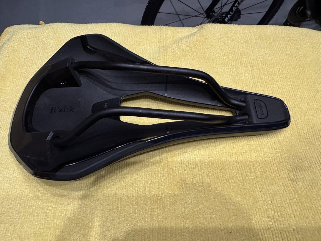 fi'zi:k VENTO ARGO R5 140mm 美品